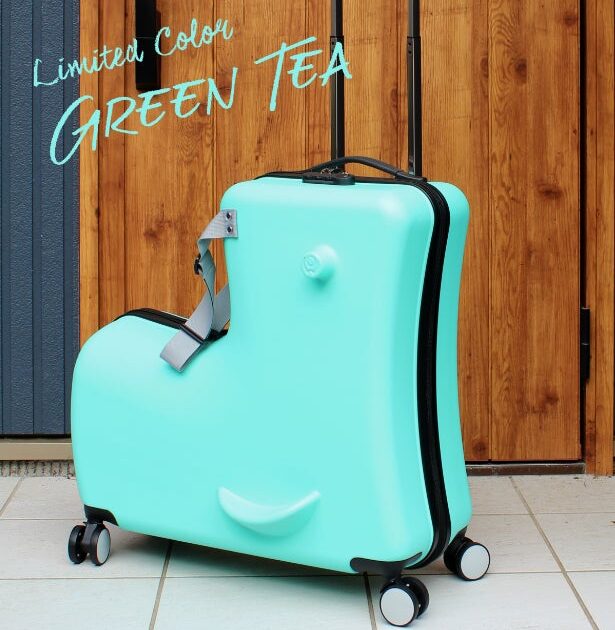 お子様と荷物を一緒に運べるスーツケース「ORIBELA」がアウトレットセール開始！秋の旅行シーズンのお供に、この機会をお見逃しなく！